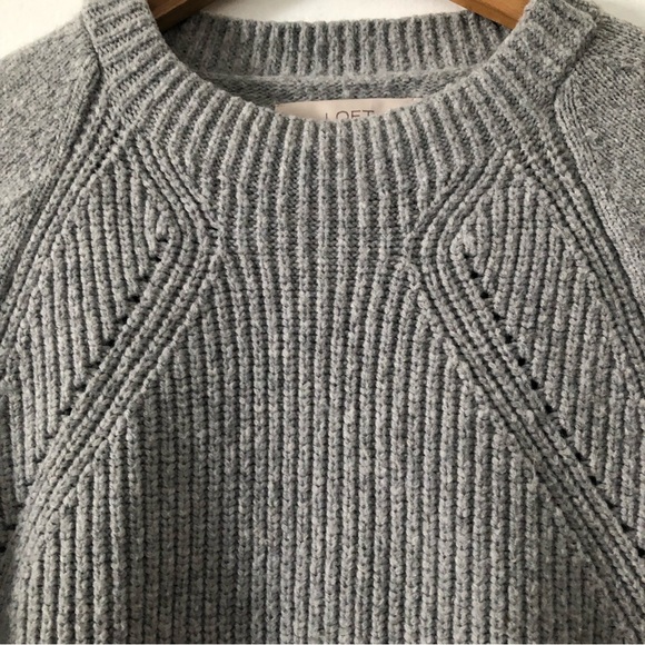 LOFT Gray Textured Sweater - Picture 2 of 5